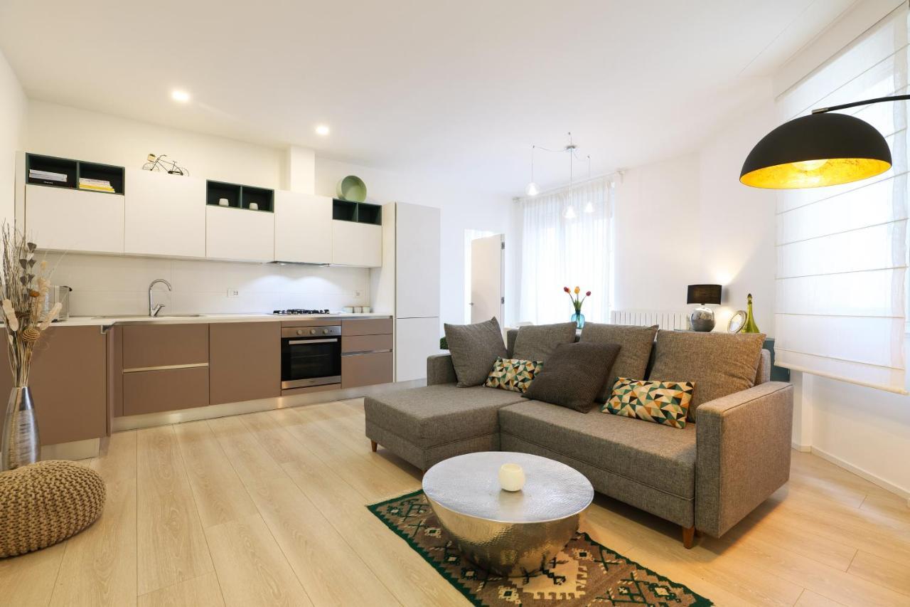 Primopiano - Savona Appartement Milaan Buitenkant foto